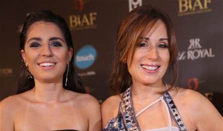 بالصورة… كارين رزق الله تصف إبنتها ناديا بـ"العدوّ" فما السبب؟ بالصورة…-كارين-رزق-الله-تصف-إبنتها-ناديا-بـ"العدوّ"-فما-السبب؟