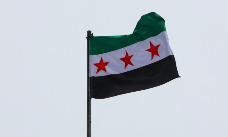 الجيش السوري يتهم قسد بخرق وقف إطلاق النار الجيش-السوري-يتهم-قسد-بخرق-وقف-إطلاق-النار