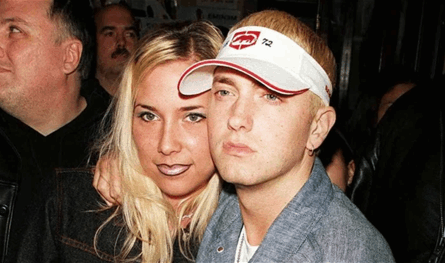 من-الشاشة-إلى-المحكمة.-قصص-نجوم-واجهوا-اتهامات-بالاعتداء-على-شريكات-حياتهم