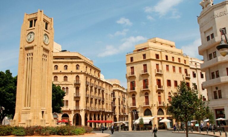 توتر في محيط مجلس النواب والمحتجون يقتربون من أبوابه توتر-في-محيط-مجلس-النواب-والمحتجون-يقتربون-من-أبوابه