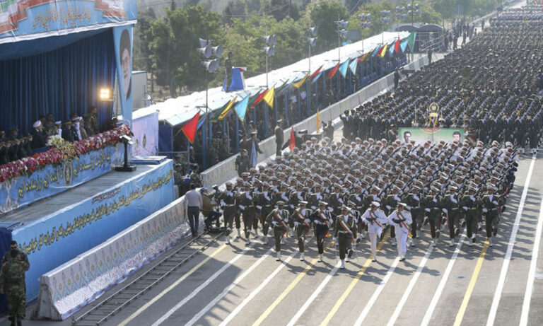الجيش الإيراني: نعزز قدراتنا لضمان سرعة القتال الجيش-الإيراني:-نعزز-قدراتنا-لضمان-سرعة-القتال