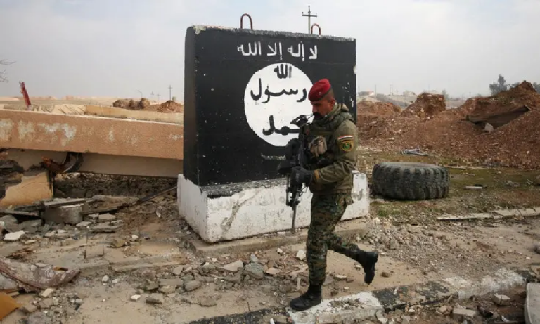 نقل-500-فقط-من-سجناء-داعش-في-سوريا-إلى-العراق