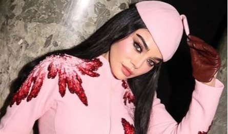 بعد الرسالة التي وجهها لها.. هيفا وهبي ترد على الشامي: لا بدنا نروق (صورة) بعد-الرسالة-التي-وجهها-لها.-هيفا-وهبي-ترد-على-الشامي:-لا-بدنا-نروق-(صورة)