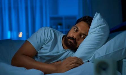 خطوات-بسيطة-للتغلب-على-استيقاظ-منتصف-الليل-المزمن