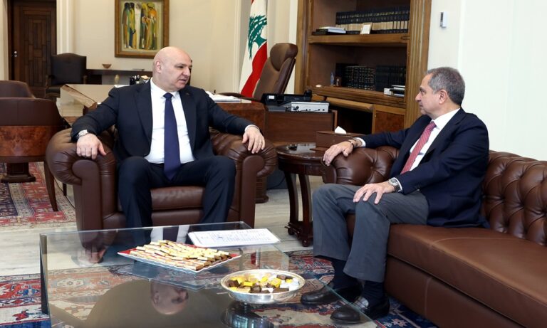 عون اطّلع من الصدي على نتائج زيارته إلى قطر عون-اطّلع-من-الصدي-على-نتائج-زيارته-إلى-قطر