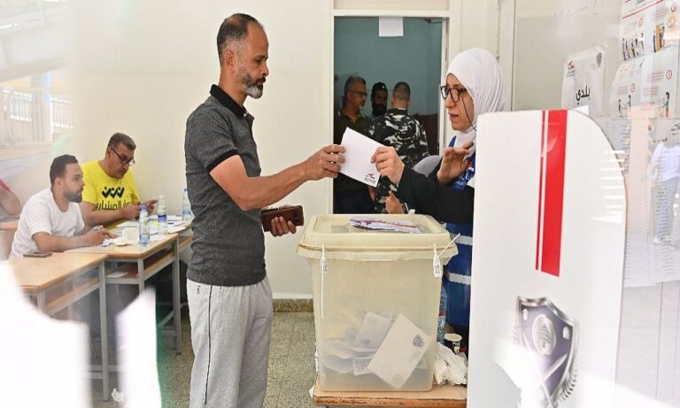 تسوية انتخابية إلى النور قريباً.. وتحذيرات بتفادي الانزلاق إقليمياً تسوية-انتخابية-إلى-النور-قريباً.-وتحذيرات-بتفادي-الانزلاق-إقليمياً