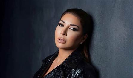 لم تتمالك دموعها وبكت.. ألين خلف بأول حفل بعد غياب: ما صدقت انو بعد في ناس بتحبني (فيديو) لم-تتمالك-دموعها-وبكت.-ألين-خلف-بأول-حفل-بعد-غياب:-ما-صدقت-انو-بعد-في-ناس-بتحبني-(فيديو)