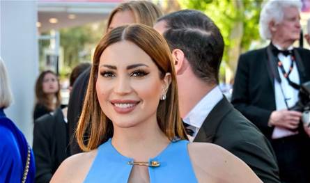 هكذا-احتفلت-نسرين-طافش-بعيد-الحب