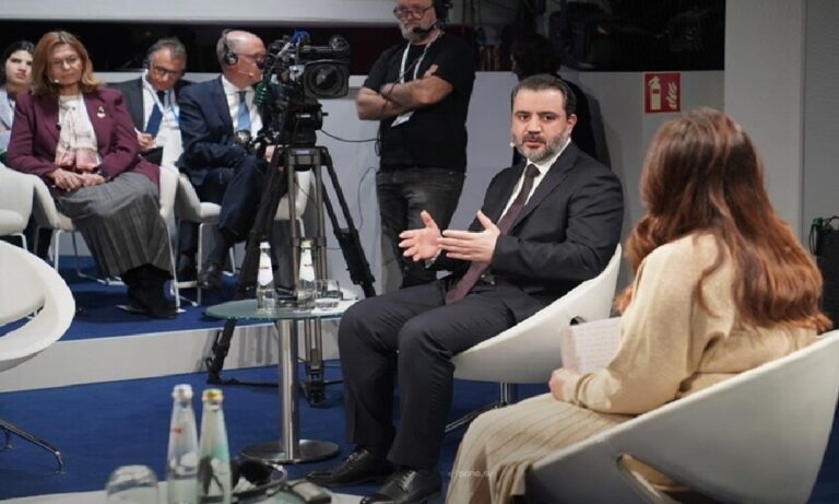 الشيباني: سوريا الجديدة تعمل على حصر السلاح بيد الدولة الشيباني:-سوريا-الجديدة-تعمل-على-حصر-السلاح-بيد-الدولة