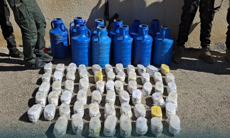 سوريا… ضبط شحنة مخدرات آتية من لبنان سوريا…-ضبط-شحنة-مخدرات-آتية-من-لبنان