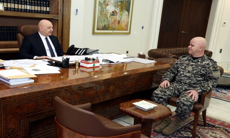 عون-يطّلع-على-جهود-أمن-الدولة-في-مكافحة-الفساد