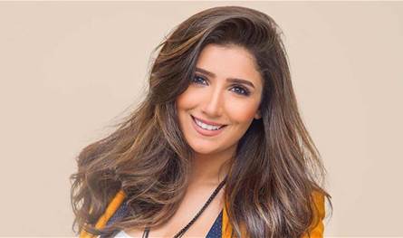 بتعليق-طريف.-مي-عمر-تقارن-بين-زوجيها-في-"إش-إش"-و"الست-موناليزا"