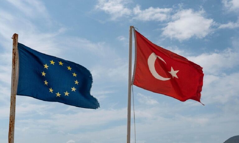 إعلامي-تركي:-الأوروبيون-يدركون-أن-حضارتهم-على-حافة-الانهيار