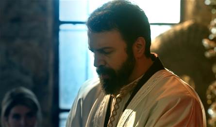 لدغة تيم حسن تشغل التواصل.. فكيف علّق؟ لدغة-تيم-حسن-تشغل-التواصل.-فكيف-علّق؟