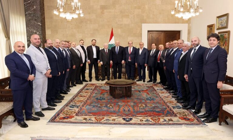 عون:-للإسراع-في-تأهيل-طريق-ضهر-البيدر