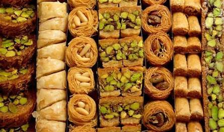 كيف-تؤثر-الوجبات-السكرية-الليلية-على-ضغط-الدم-والصحة؟