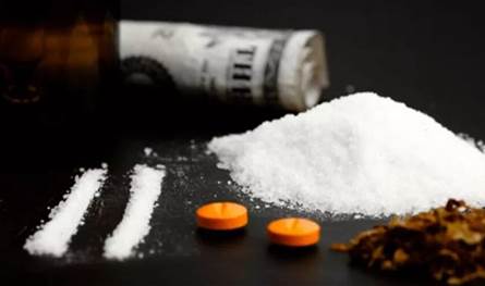 براءة ممثل عربي معروف من تهمة حيازة المخدرات! براءة-ممثل-عربي-معروف-من-تهمة-حيازة-المخدرات!