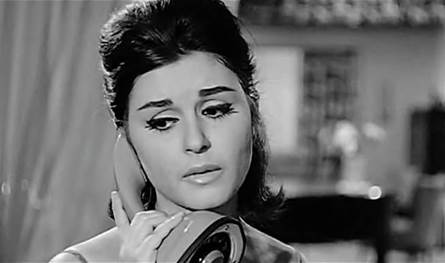 شقيقة-سعاد-حسني-تُفجّر-مفاجأة:-صديقتها-سرقت-ممتلكاتها-الثمينة-بعد-وفاتها