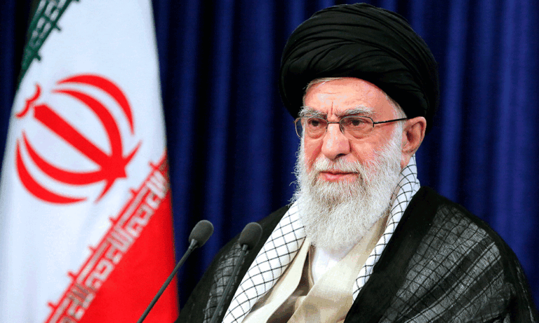 خامنئي بخطر!؟ خامنئي-بخطر!؟